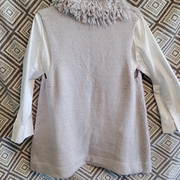 Light Gray Fringed Sweater Vest - L - Picture 3 of 3